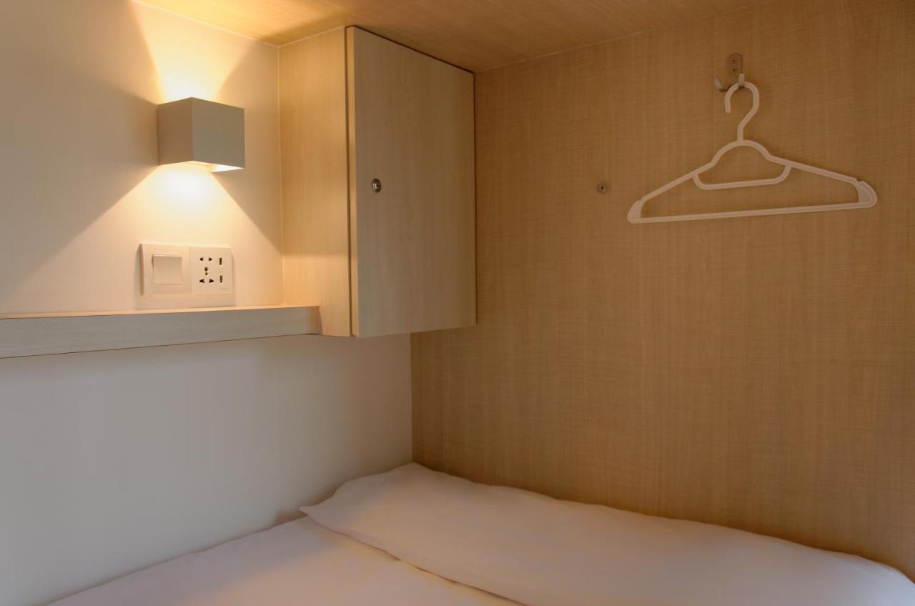 Bulatan Hostel Tanjong Aru Eksteriør billede